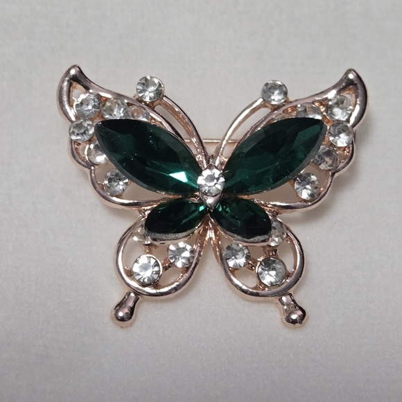 Emerald Green Butterfly Brooch - Picture 2 of 3